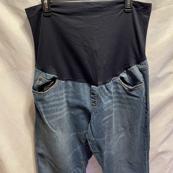 LIZ LANGE Maternity - Picture 3 of 7